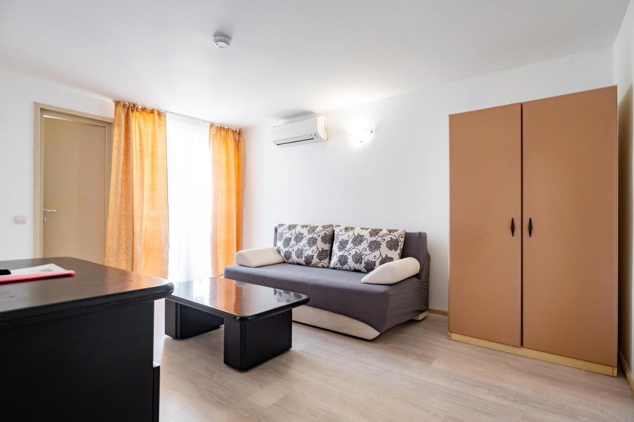 Hotel Complex Paloma Coral 3*