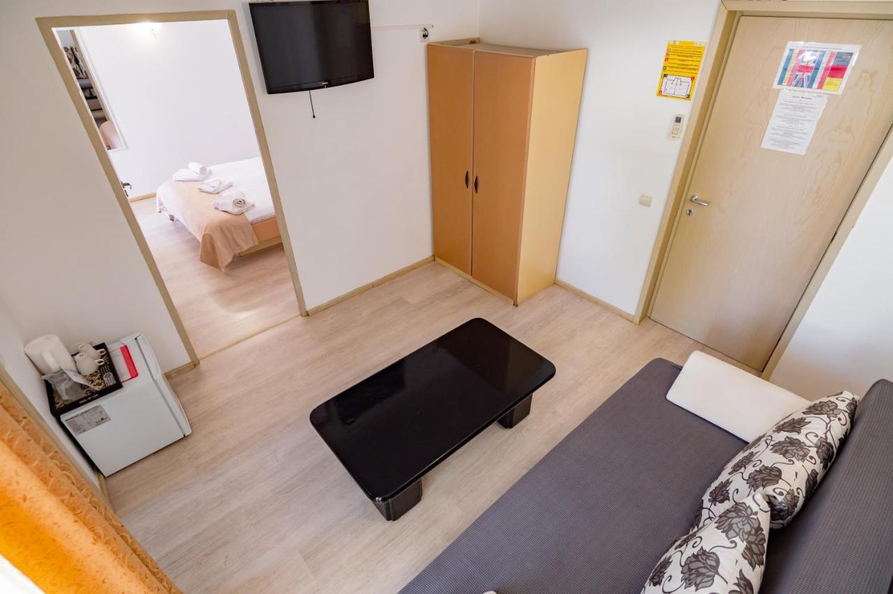 Complex Paloma Coral 3*