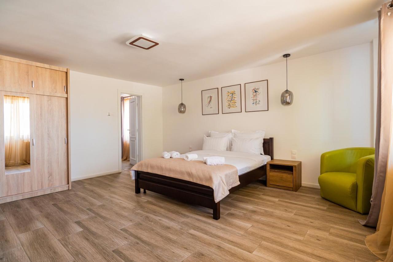 Complex Paloma Coral 3*