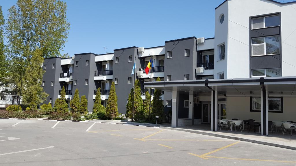 Complex Paloma Coral Mamaia